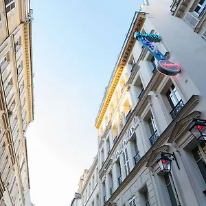 *** Hotel Grand Amour Francia